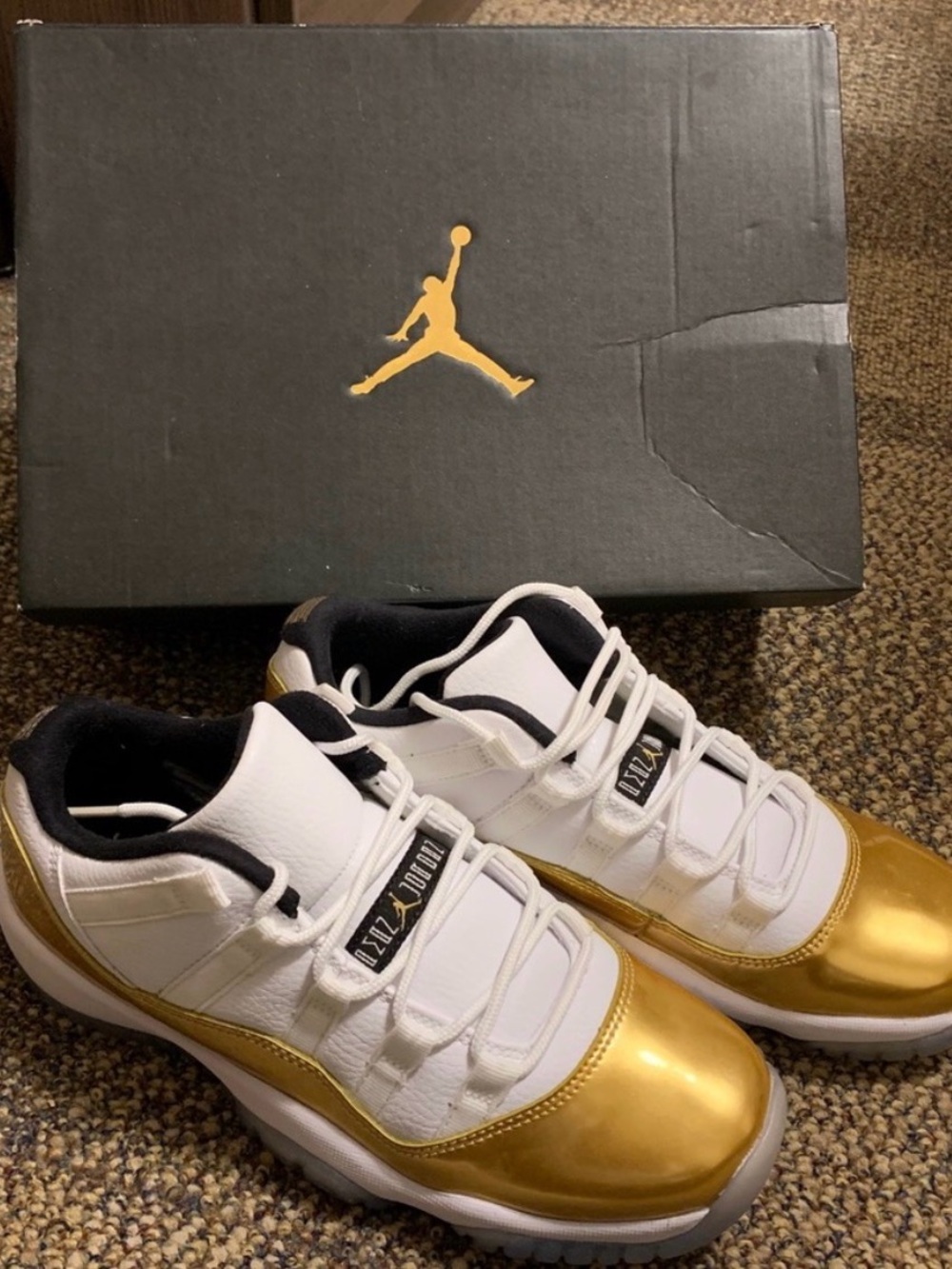 Jordan Low Top Sneakers in White & Metallic Gold